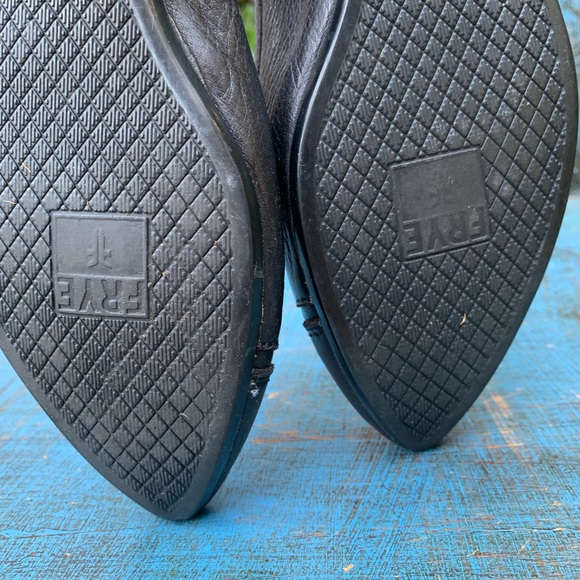 Frye Flats - Picture 5 of 5